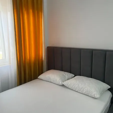 Villa Fatos - Apartment Near The Beach Vlore Exterior photo